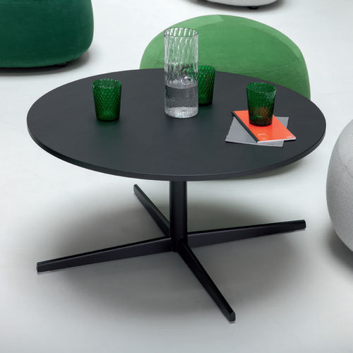 Mesa lateral contemporânea - AUKI - Lapalma - em madeira / em HPL / com base metálica