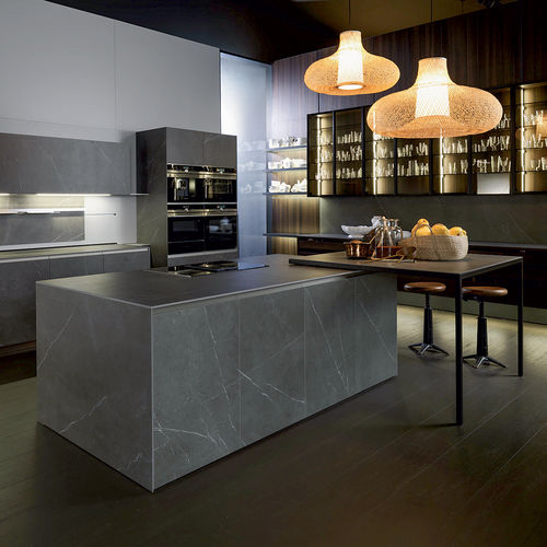 Cozinha contemporânea - TELERO  - Euromobil spa - em nogueira / em pedra natural / em alumínio anodizado
