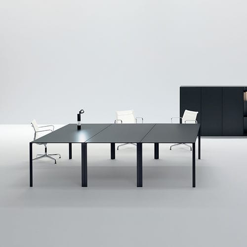 Mesa de reunião contemporânea - LESSLESS - UNIFOR - em laminado / com base em alumínio / retangular