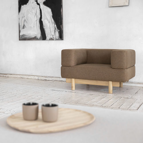 Poltrona de design escandinavo - Alchemist  - EMKO - em tecido / em carvalho / bege