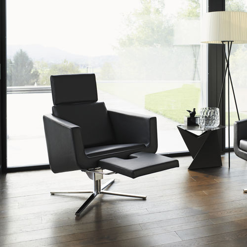 Poltrona de descanso contemporânea - Pavo - Frank Sitzmöbel GmbH - em tecido / em couro / com apoio para pés