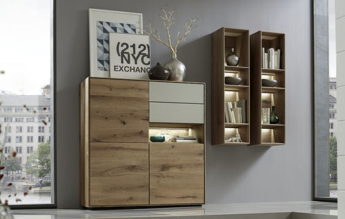 Buffet aparador alto - BENT  - Hartmann Möbelwerke GmbH - contemporâneo / em carvalho