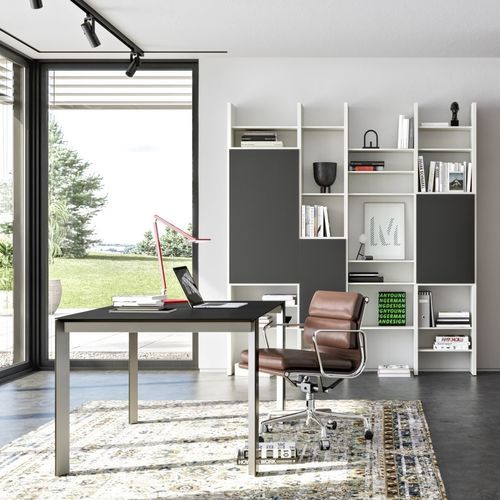 Mesa contemporânea - TISCH - Kettnaker GmbH & Co. KG Möbel-Manufaktur - em madeira laqueada / com base metálica / quadrada