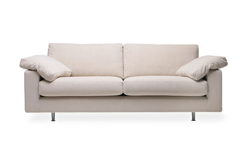 Sofá contemporâneo - BASIC - Ire Möbel AB - em tecido / bege / de 2 lugares