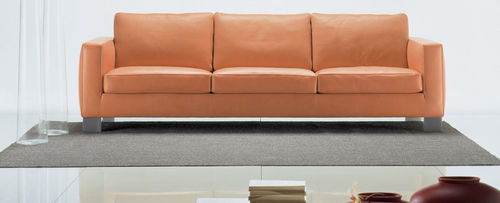 Sofá contemporâneo - CLASSICO - Molinari Design Srl. - em couro / laranja / de 2 lugares