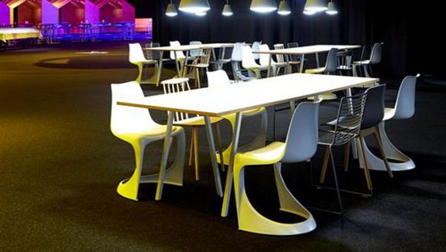 Cadeira contemporânea - MODO 290 - Nielaus Møbler ApS - para ambiente interno / em material plástico / cantilever