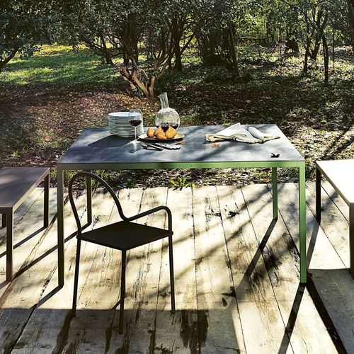 Mesa contemporânea - HELSINKI - DESALTO spa - em vidro / em laminado / em cerâmica