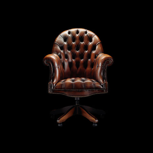 Poltronas de escritório Chesterfield - EARL - Fleming & Howland - em couro / em madeira / com base em estrela