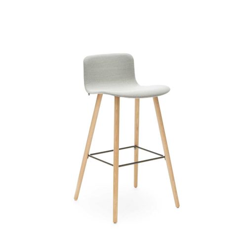 Cadeira alta contemporânea - SOLA - Martela - para ambiente interno / em madeira / em tecido