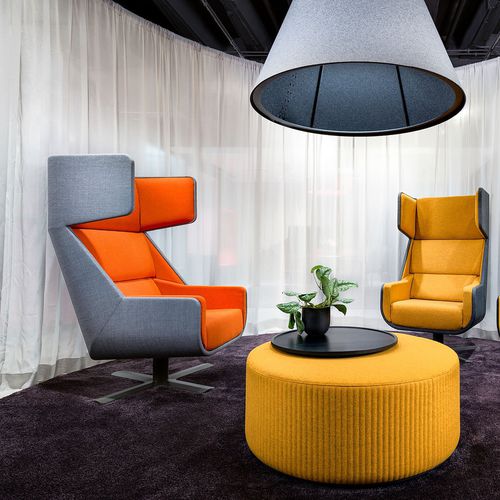Poltrona contemporânea - BUZZIME - Haworth Europe - em tecido / metálica / estofada