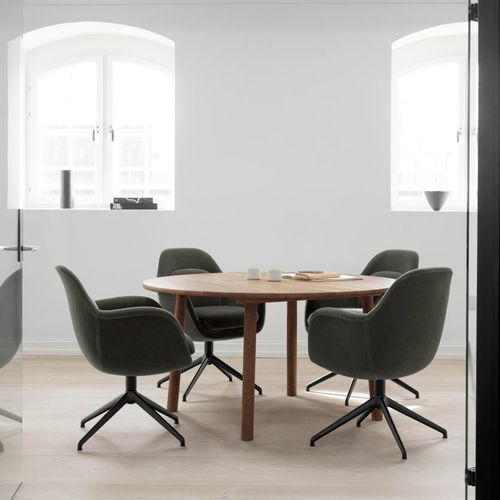 Cadeira contemporânea - SWOON - Fredericia Furniture - para ambiente interno / em tecido / em couro