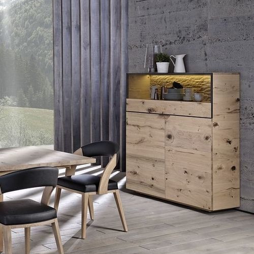 Buffet aparador alto - V-Cube - Voglauer Möbelwerk Gschwandtner & Zwilling GmbH & Co. KG - contemporâneo / em carvalho / metálico