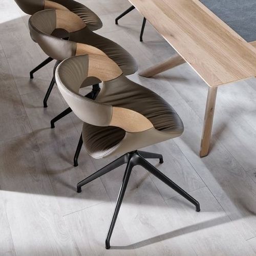 Cadeira de sala de jantar contemporânea - V-Alpin - Voglauer Möbelwerk Gschwandtner & Zwilling GmbH & Co. KG - para ambiente interno / em tecido / em couro
