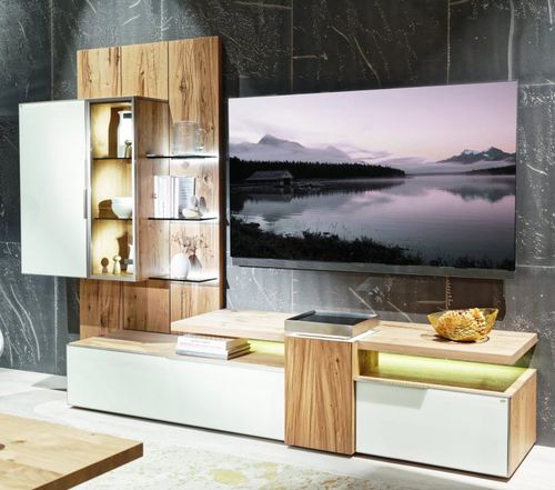 Móvel de parede contemporâneo para TV - V-Alpin - Voglauer Möbelwerk Gschwandtner & Zwilling GmbH & Co. KG - em carvalho / em vidro / modular