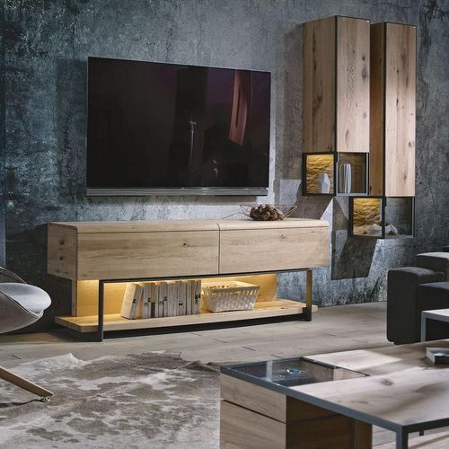 Móvel de parede contemporâneo para TV - V-Cube - Voglauer Möbelwerk Gschwandtner & Zwilling GmbH & Co. KG - em carvalho / em vidro / metálico