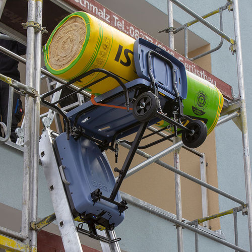 Monta-carga para canteiro de obras - BatteryLadderLIFT - GEDA GmbH