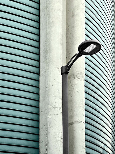 Poste de iluminação pública - LEAN - MARTINI Illuminazione - contemporâneo / em alumínio fundido / de LED