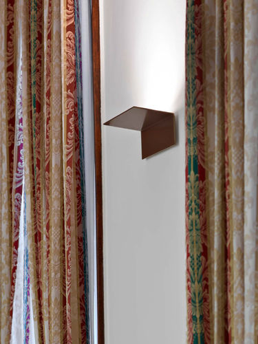 Arandela contemporânea - BEND - MARTINI Illuminazione - para ambiente interno / em chapa / em alumínio