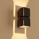 arandela contemporânea / para ambiente interno / em alumínio / geométrica