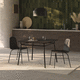 mesa de jantar contemporânea / com folheado de madeira / em MDF / com base em aço termolacado