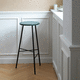 banqueta alta contemporânea / em material plástico / com base metálica / com 3 pés