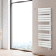 aquecedor de toalhas a água quente / design / em aço / branco